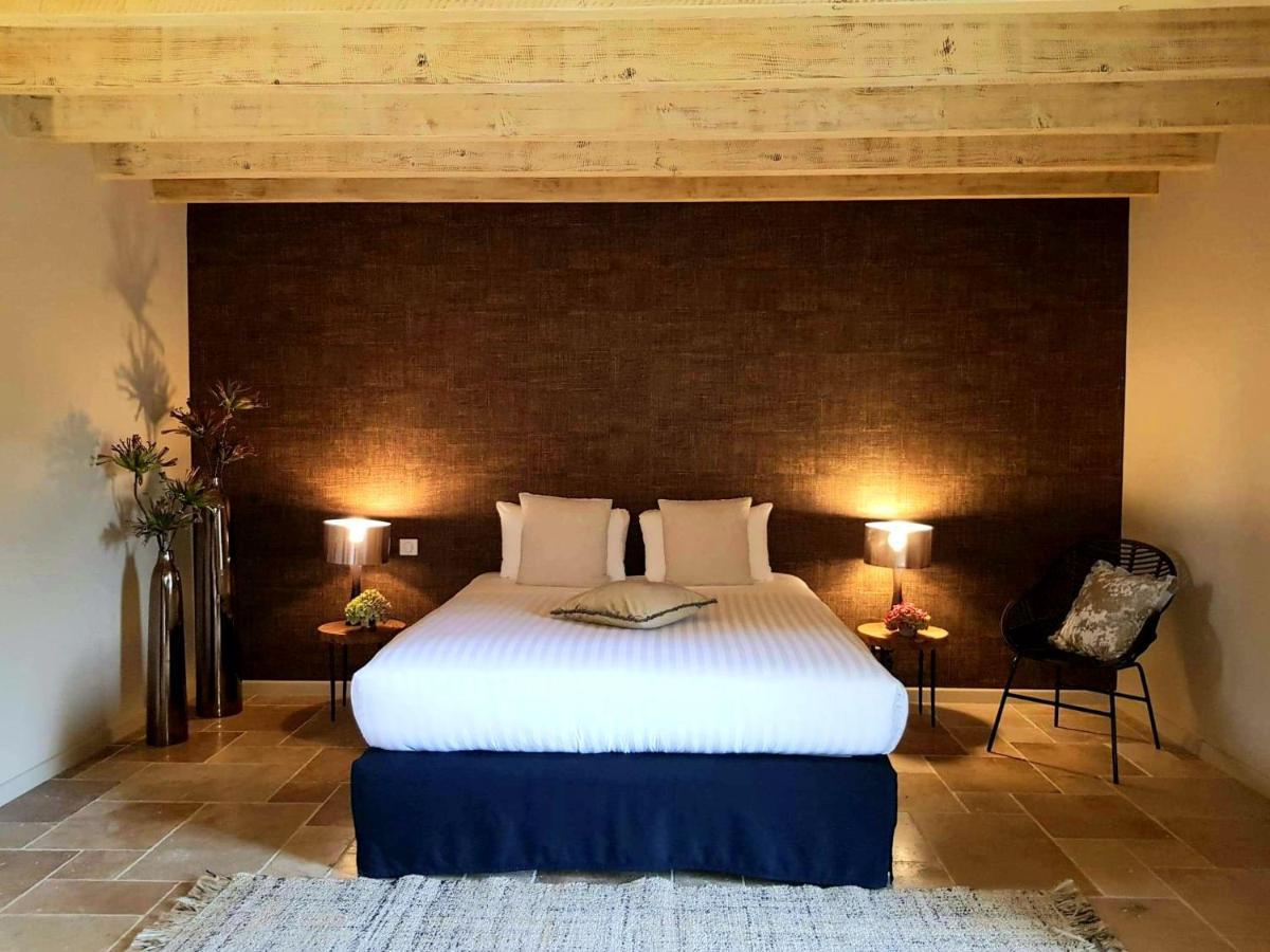Domaine De La Limetiere Hotel Neuvy-le-Roi Екстериор снимка