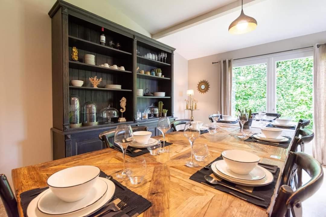Domaine De La Limetiere Hotel Neuvy-le-Roi Екстериор снимка
