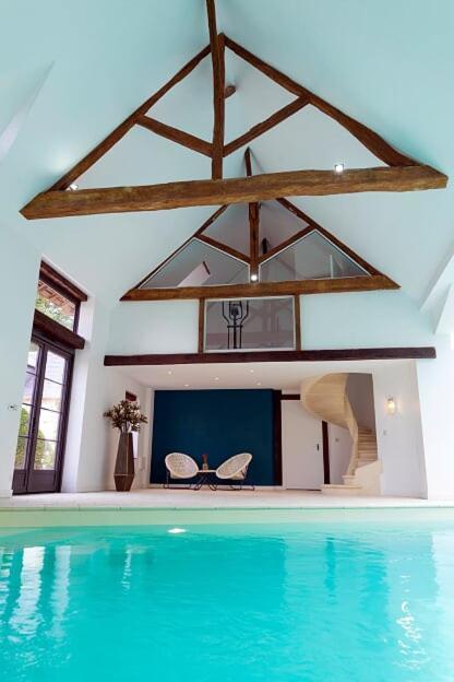 Domaine De La Limetiere Hotel Neuvy-le-Roi Екстериор снимка