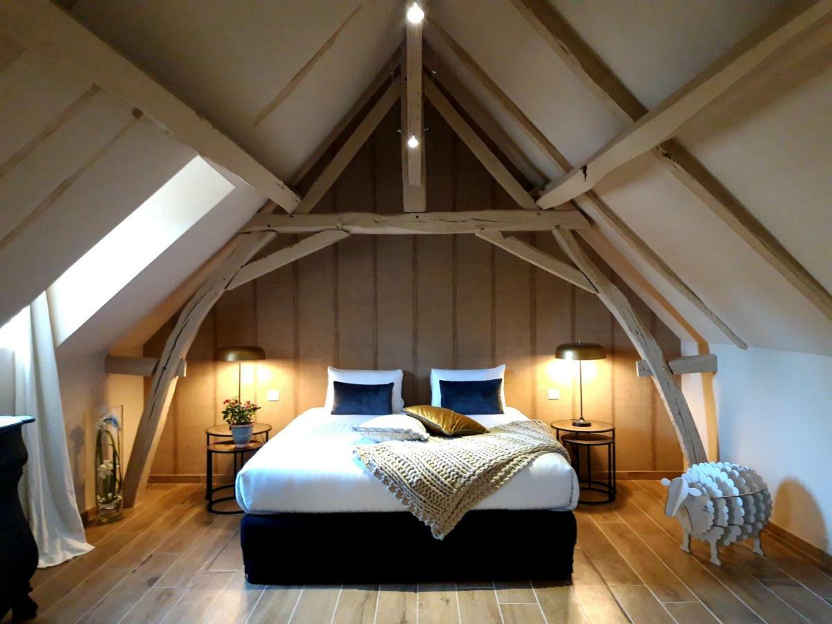 Domaine De La Limetiere Hotel Neuvy-le-Roi Екстериор снимка